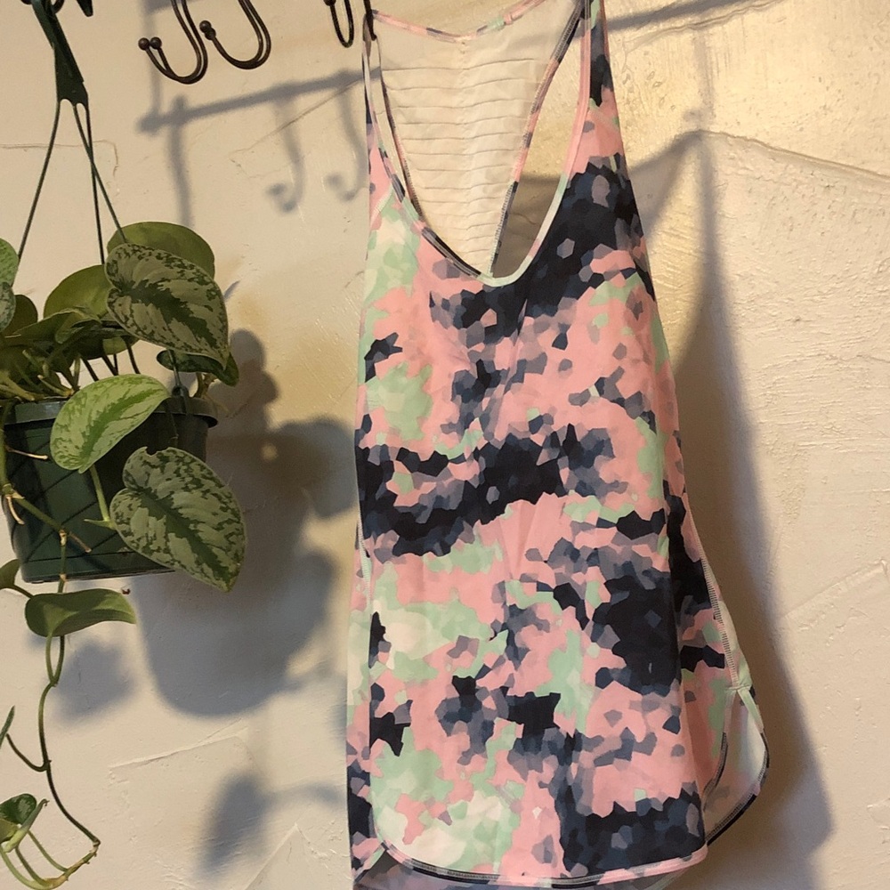 Lululemon Athletica Pink and Black camo Patterned Tank Top